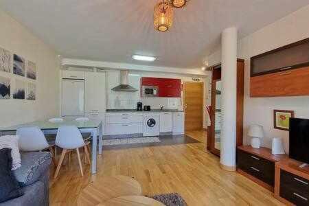Apartamento Con Piscina Apartment Llanes Bagian luar foto